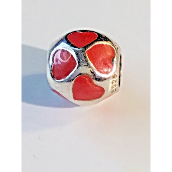 Pandora== Red Hot== Love you== Charm==authentic - Picture 1 of 7